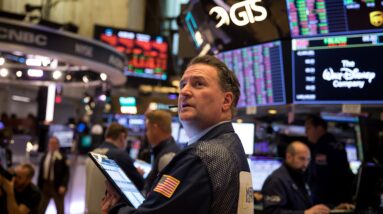 US stocks tumble, with Dow falling 439 points as surging bond yields batter big tech shares
