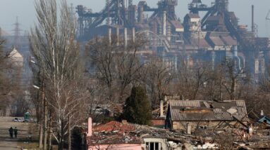 Russia is dropping bunker-buster bombs on a Mariupol steel plant where Ukrainian civilians are hiding, commander says