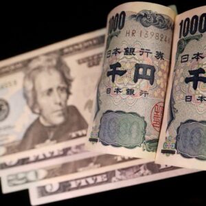 Japan’s yen jumps on suspected BOJ intervention, fails to keep gains