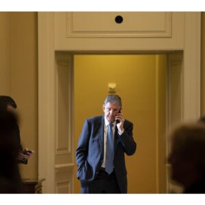 Manchin Says He Has ‘No Intentions’ of Ditching Democratic Party