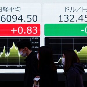 Stocks rise for sixth straight session, BOJ speculation lifts yen