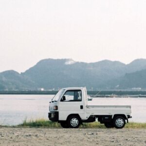 These tiny Japanese pick-up trucks that cost about $5,000 are winning fans in America