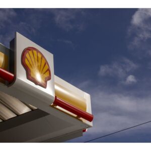 Shell Investors Unite With Activist Group Urging Greater Carbon Emissions Cut